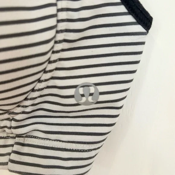 Lululemon Ta Ta Tamer II Hyper Stripe Angel Wing / Black 34C - Picture 3 of 12